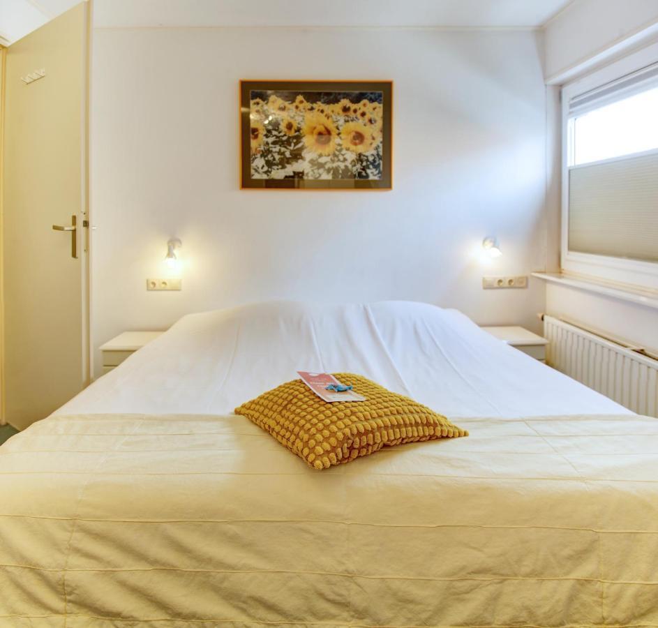 Hotel Kijkduin Dombourg Extérieur photo