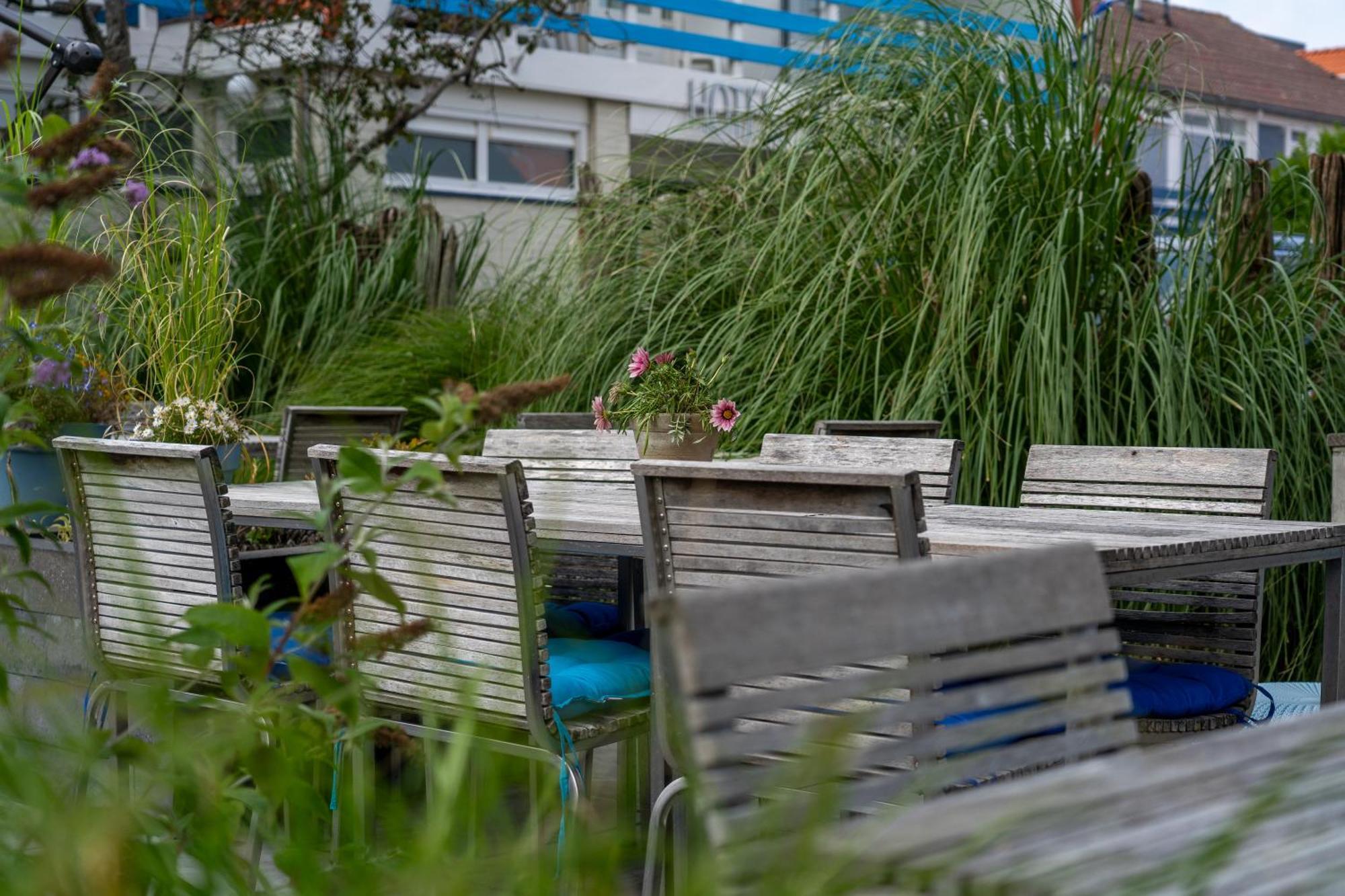 Hotel Kijkduin Dombourg Extérieur photo