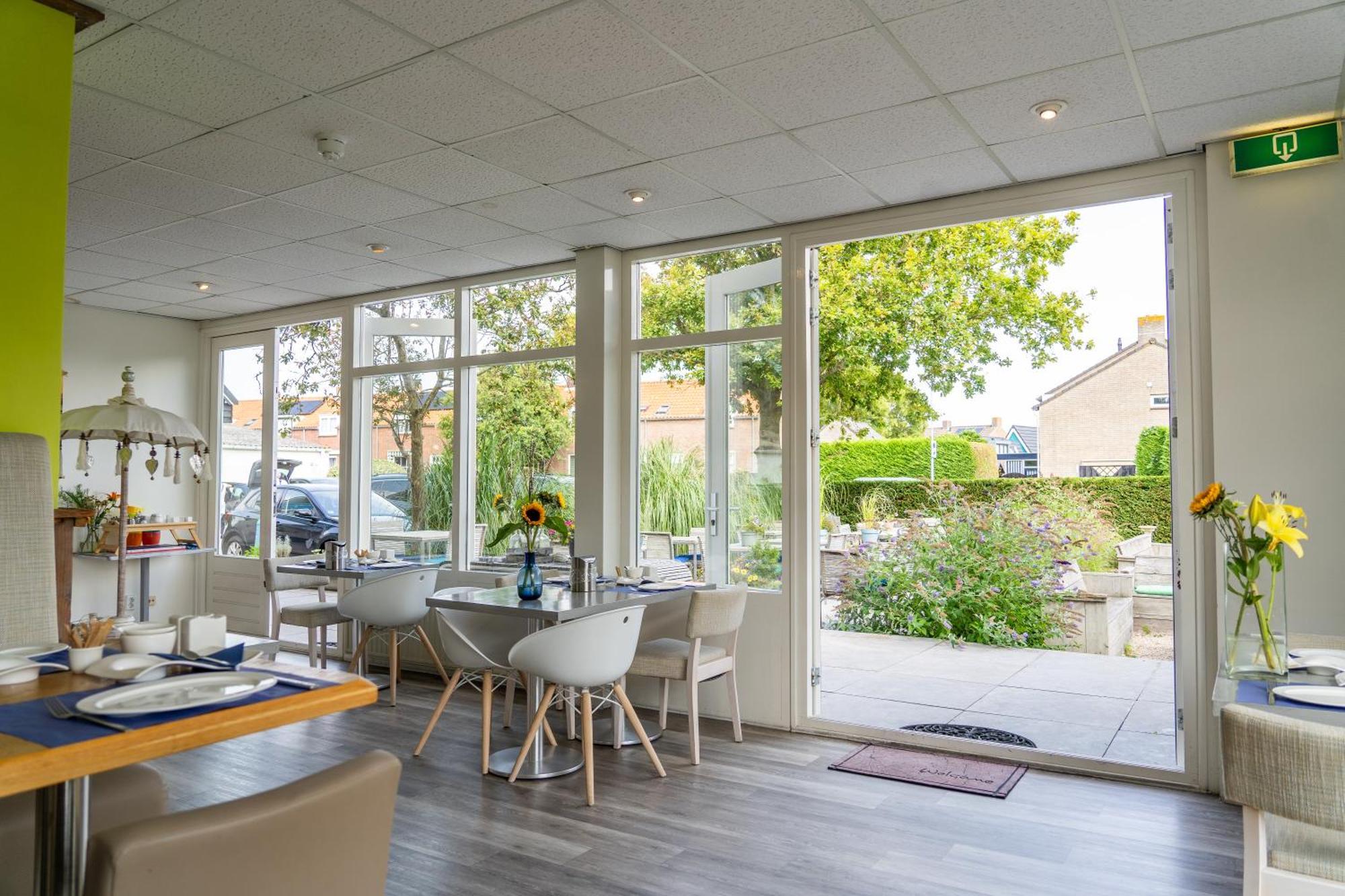 Hotel Kijkduin Dombourg Extérieur photo